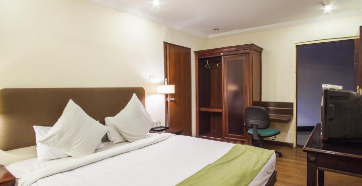Sandhya Hotel Χιντεραμπάντ Εξωτερικό φωτογραφία