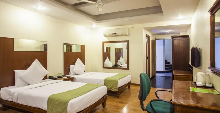 Sandhya Hotel Χιντεραμπάντ Εξωτερικό φωτογραφία
